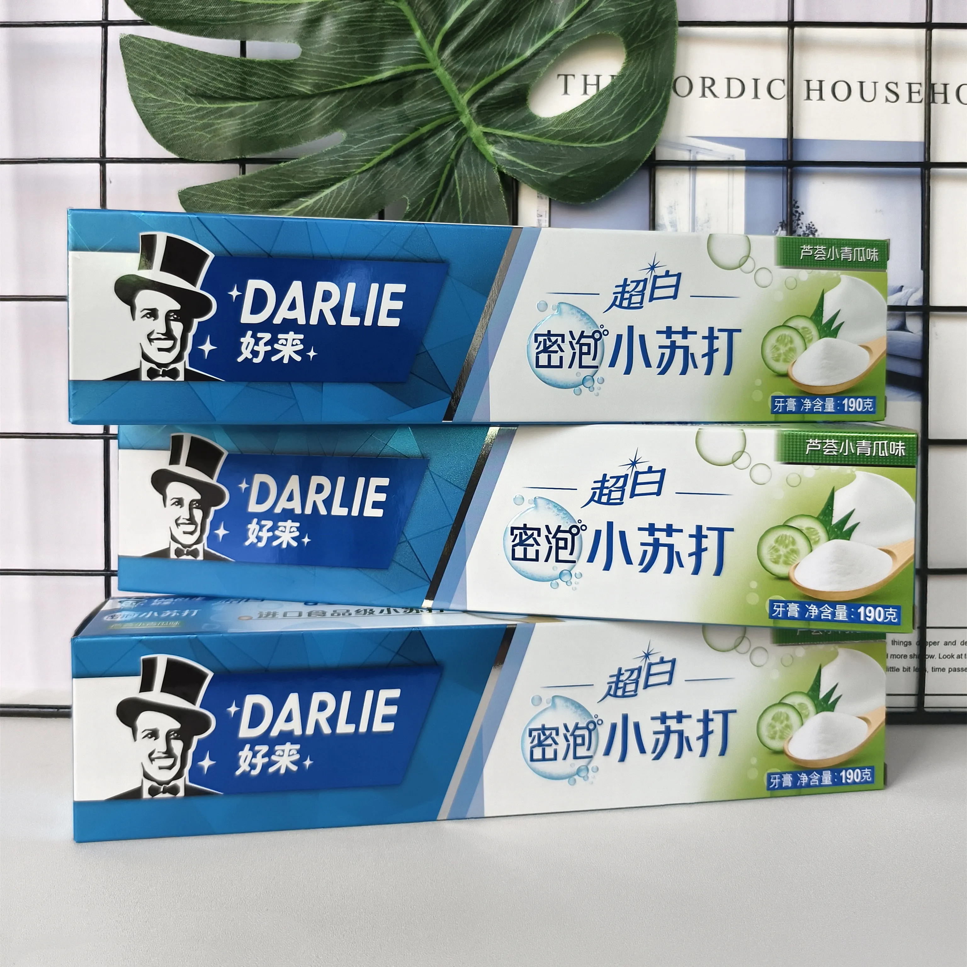 好来超白密泡小苏打牙膏 (芦荟小青瓜味)  190/支